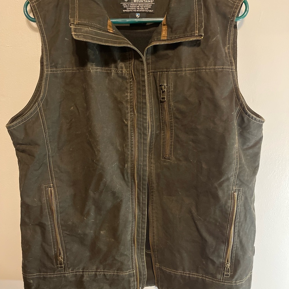 MENS KUHL ZIP UP VEST